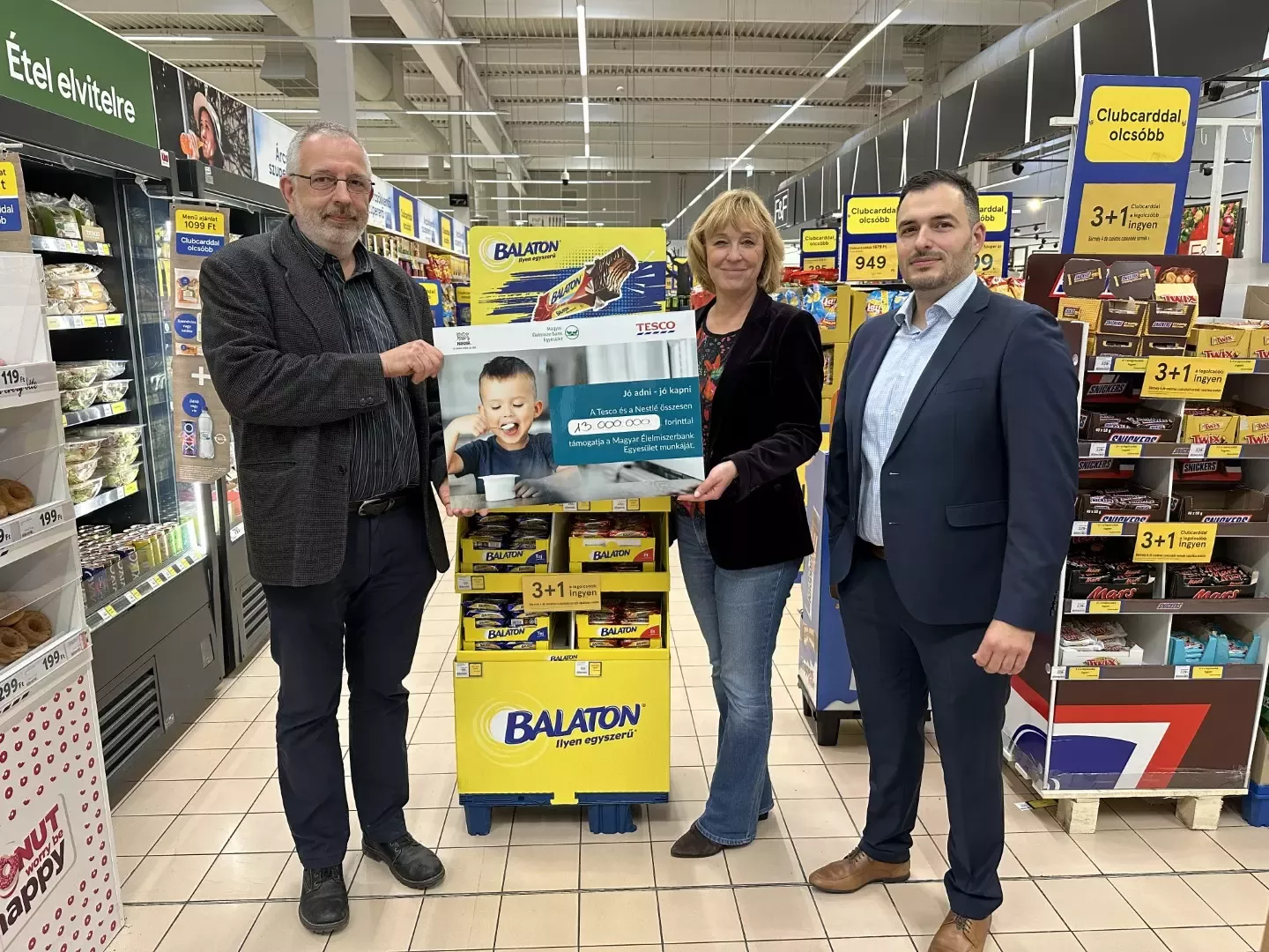 MÉB TESCO NESTLÉ 1